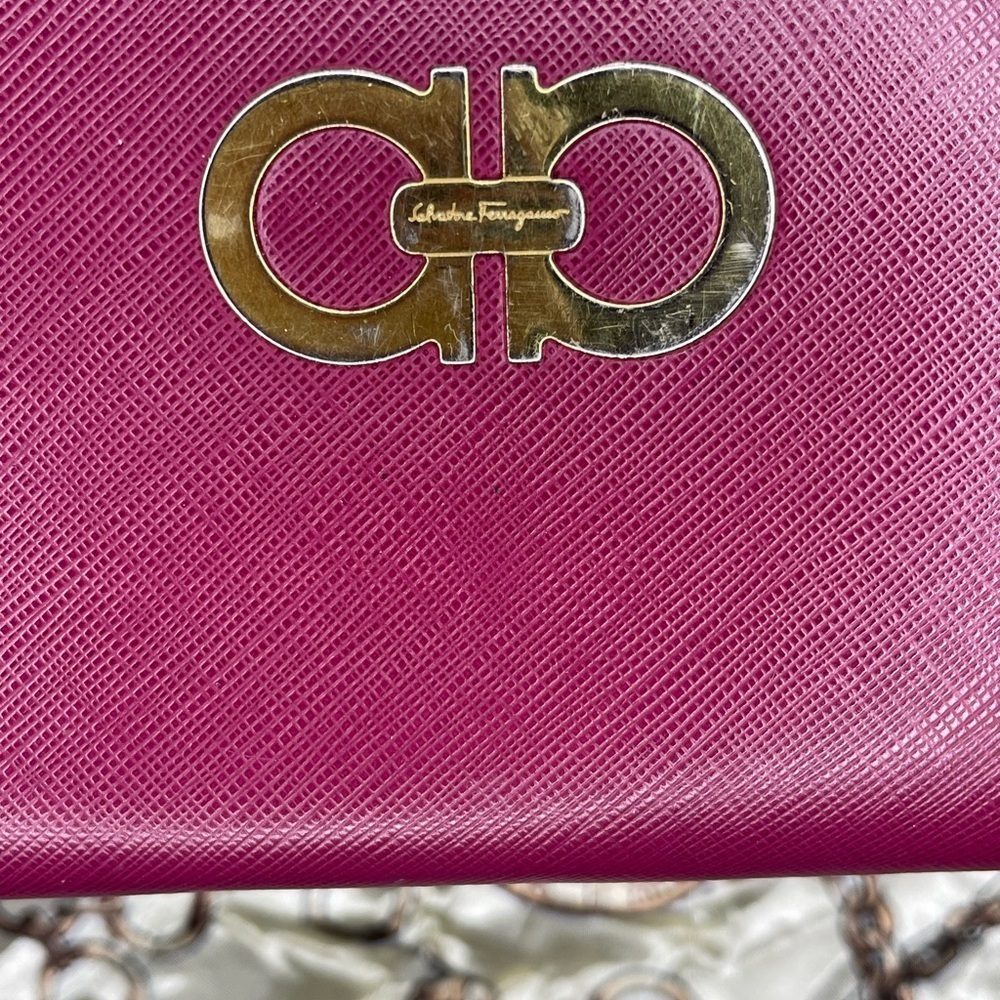 Salvatore Ferragamo Pink Leather Clutch - Picture 3 of 14